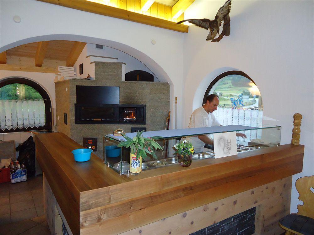 Hotel Pizzeria Selva Zernez Exterior foto