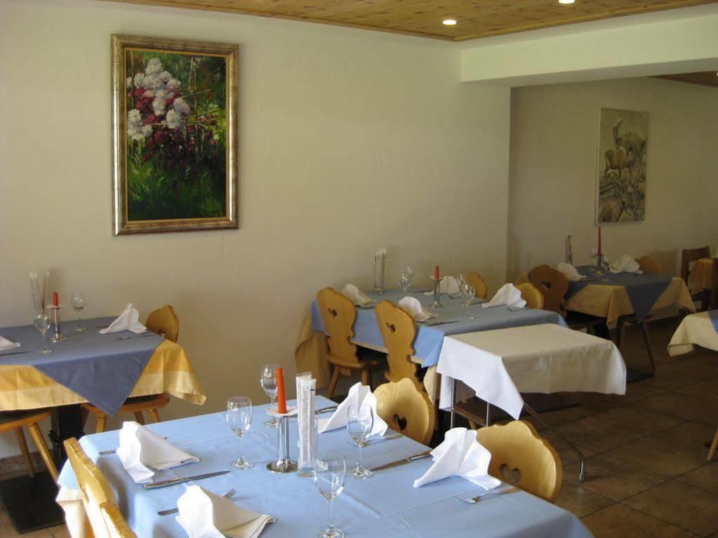 Hotel Pizzeria Selva Zernez Exterior foto